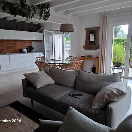 Villa De Plain Pied Et Studio Climatises , Au Calme , 6 Personnes Maximum Pour Le Meme Groupe, A 7Mn Du Golf Et De La Plage *