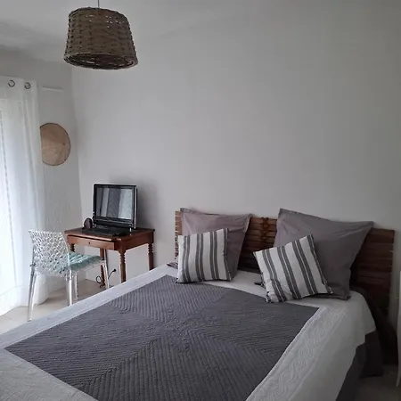 Villa De Plain Pied Et Studio Climatises , Au Calme , 6 Personnes Maximum Pour Le Meme Groupe, A 7Mn Du Golf Et De La Plage * סניוס