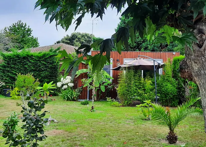 De Plain Pied Et Climatises, Au Calme, 6 Personnes Maximum A 7mn Du Golf Et De La Seignosse